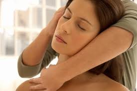 Portugal: INDIAN HEAD MASSAGE – CHAMPI Portugal: INDIAN HEAD MASSAGE – CHAMPI